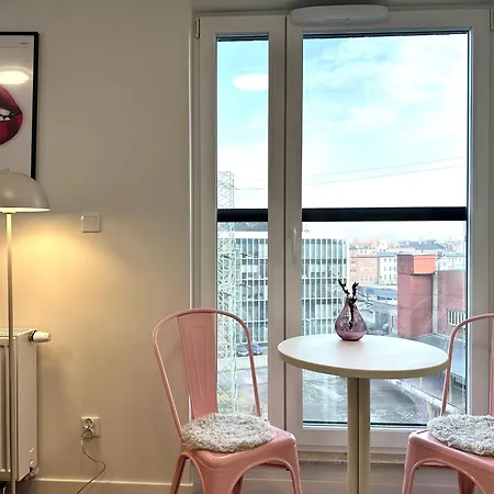 Апартаменты Madalinskiego 23 - Parking & Balcony & Lift - 700m Main Station *