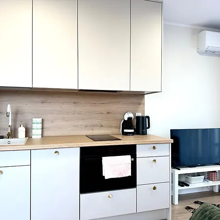 Madalinskiego 23 - Parking & Balcony & Lift - 700m Main Station