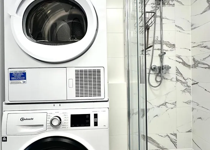 Madalinskiego 23 - Parking & Balcony & Lift - 700m Main Station *