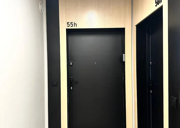 Madalinskiego 23 - Parking & Balcony & Lift - 700m Main Station